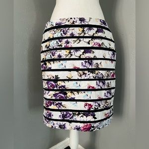 White House Black Market Size 12
White Spring Floral Print Striped...